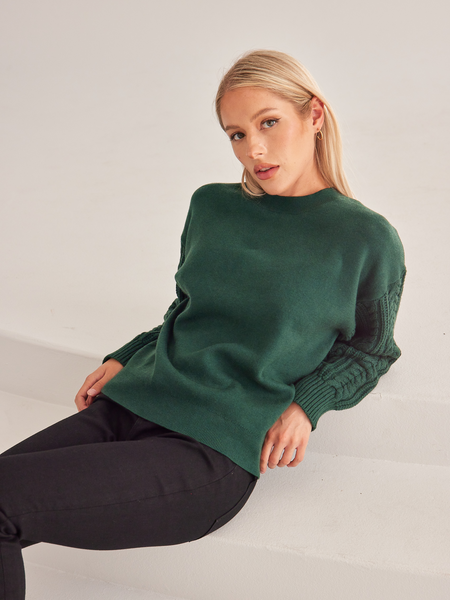 Long Sleeve Crewneck Cable Knit Pullover Sweater